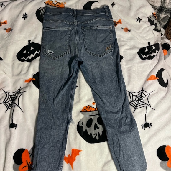 Blue jeans - Picture 3 of 4